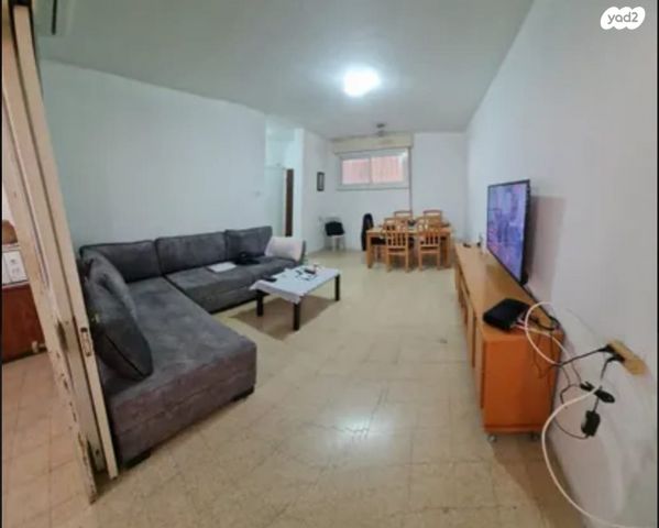 דירה, הגיבורים 63, מרכז העיר, חדרה