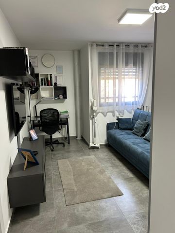 בית פרטי/ קוטג', החיטה, גן יבנה מערב, גן יבנה