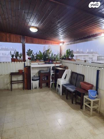 דירה, אדמונית 19, גני אביב, לוד