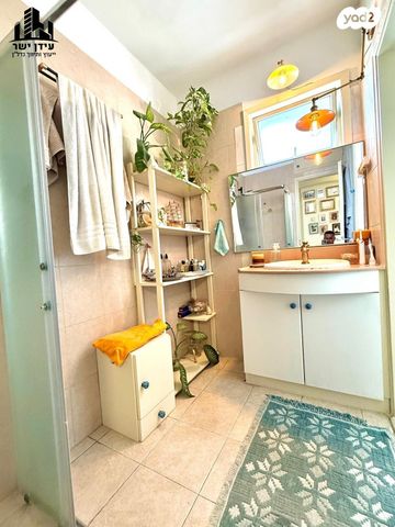 דירה, הגיבור האלמוני 44, יד אליהו, תל אביב יפו