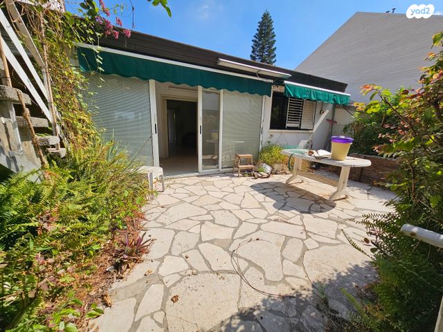 מגרשים, רמת חן, רמת גן