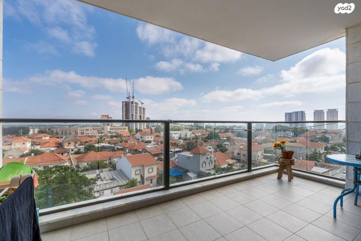 דירה, שדרות מנחם בגין, גבעת אולגה, חדרה