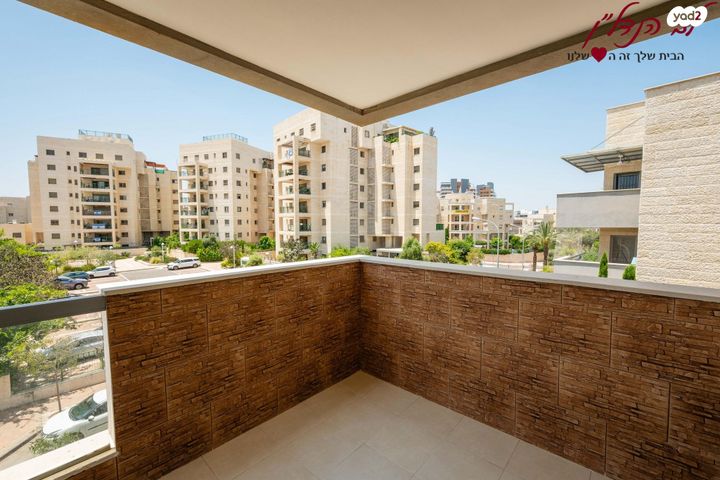 דירה, אבני חושן, אבני חן, מודיעין מכבים רעות