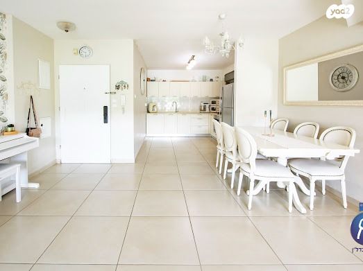 דירה, נווה גן, פתח תקווה