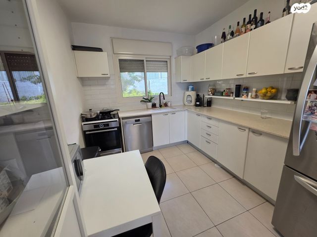 דירת גן, סיוון, הכרמים, מודיעין מכבים רעות