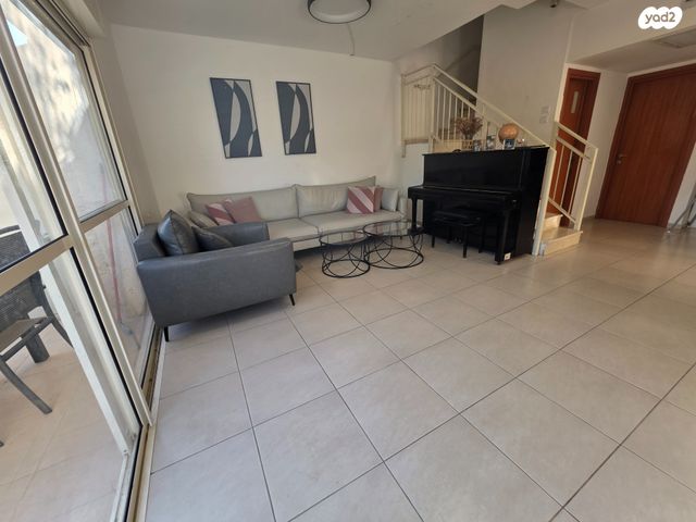 דירת גן, סיוון, הכרמים, מודיעין מכבים רעות