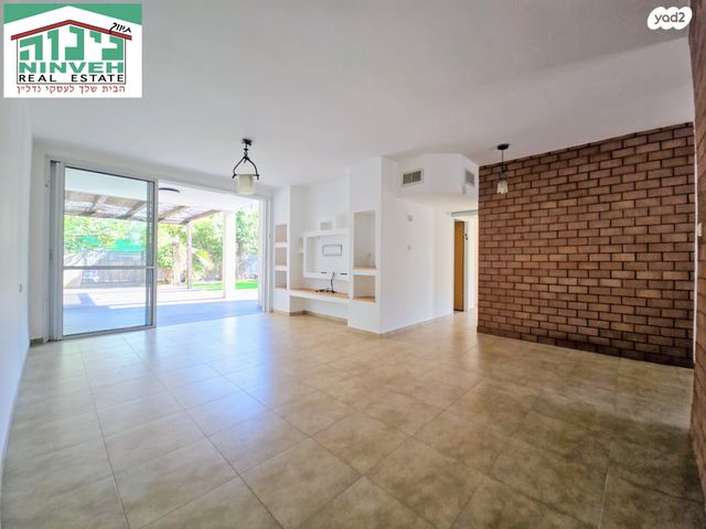 דירת גן, לב הפארק, רעננה