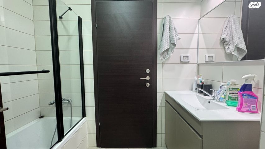 דירה, יפה ירקוני, עפולה