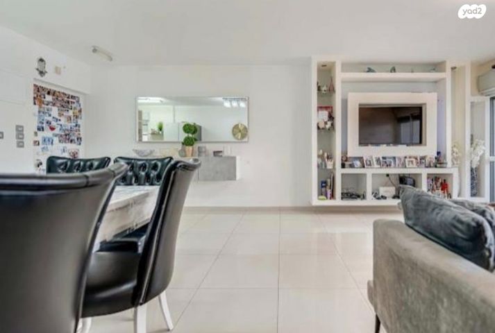 דירה, התזמורת, נאות אשלים, ראשון לציון