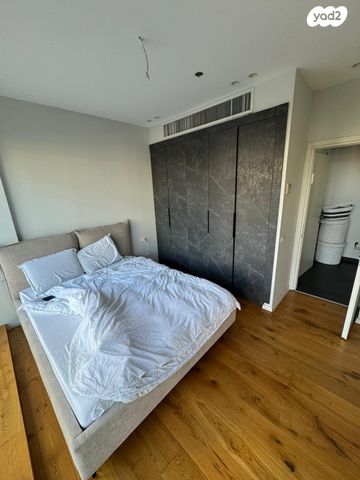 דירה, ניסים אלוני 5, צמרות איילון, פארק צמרת, תל אביב יפו