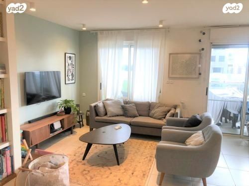 דירה, נווה גן, רמת השרון