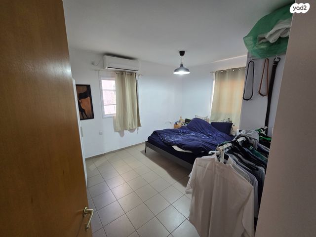 דירה, דרך אבא הלל, חרוזים, רמת גן