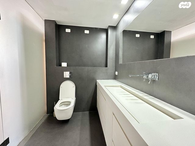 דופלקס, תל אביב יפו