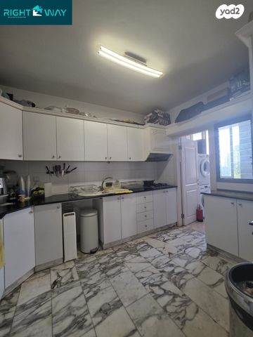 דירה, שאר העיר, הוד השרון