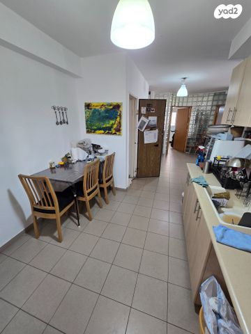 דירה, דרך אבא הלל, חרוזים, רמת גן