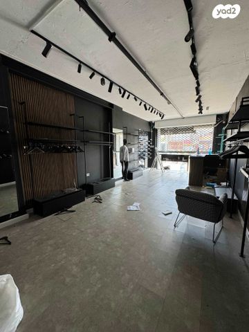 חנויות/ שטח מסחרי, מב"ת מערב, אזור תעשייה חדש, ראשון לציון