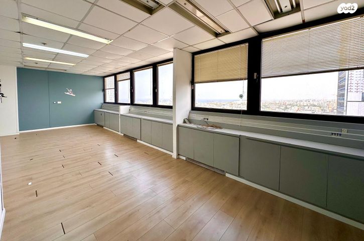 אבן גבירול 124