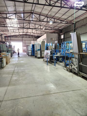 מחסנים, חמזה, כפר קאסם