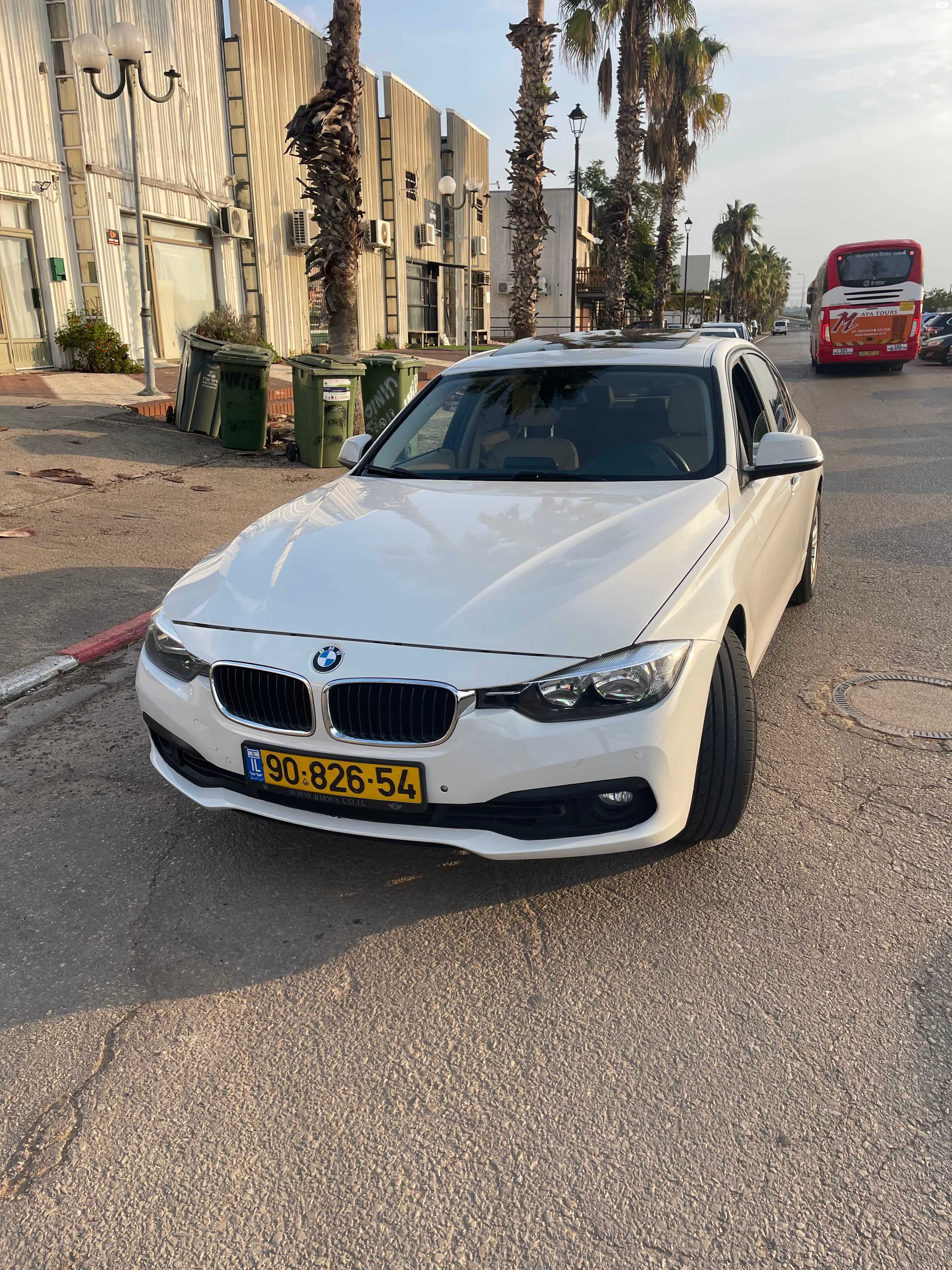 מודעת רכב ב מ וו סדרה 3