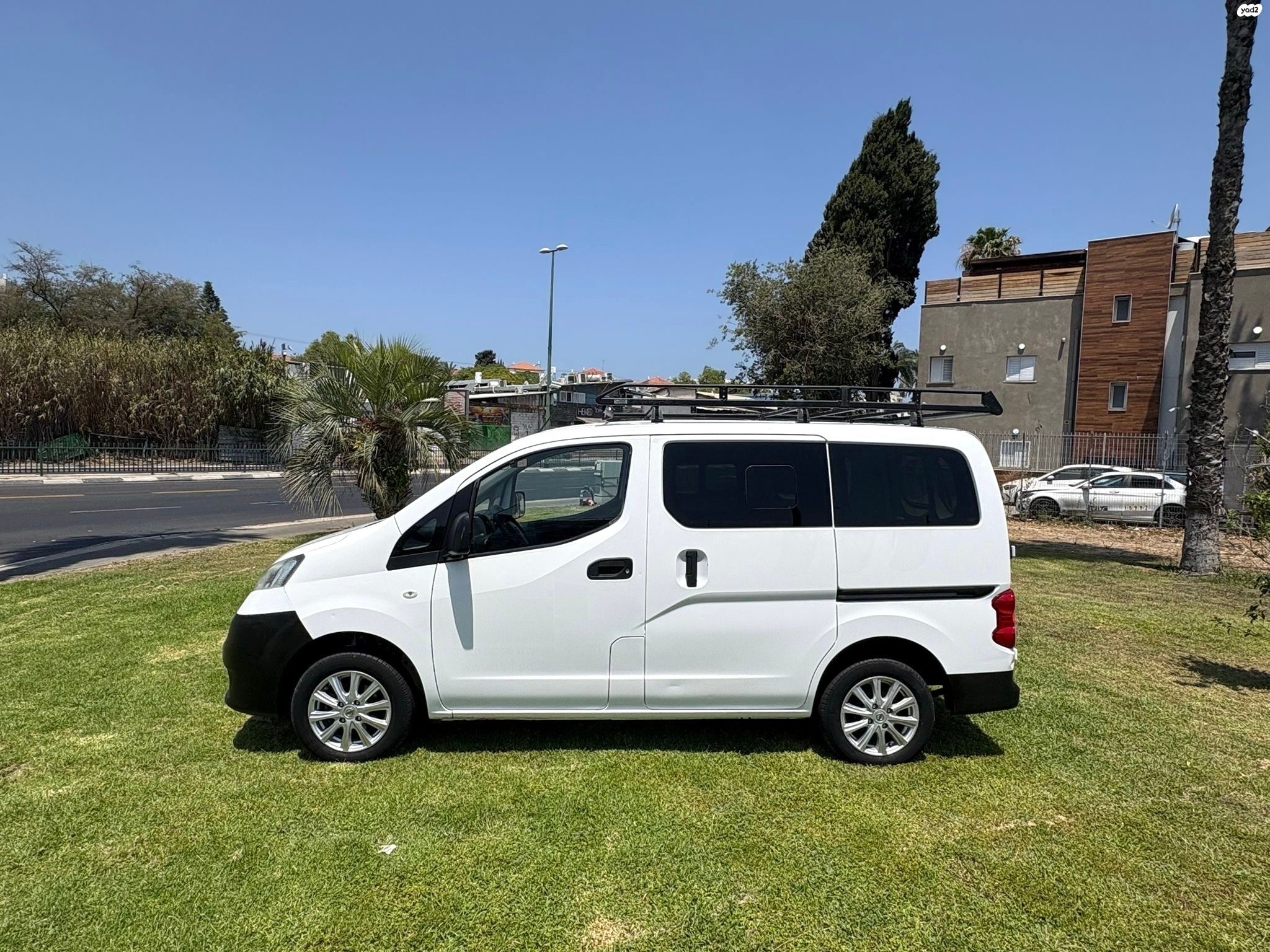 מודעת רכב ניסאן NV200