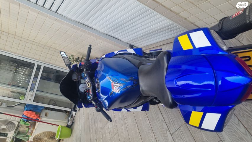 סוזוקי GSX-R750