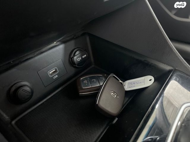 יונדאי איוניק