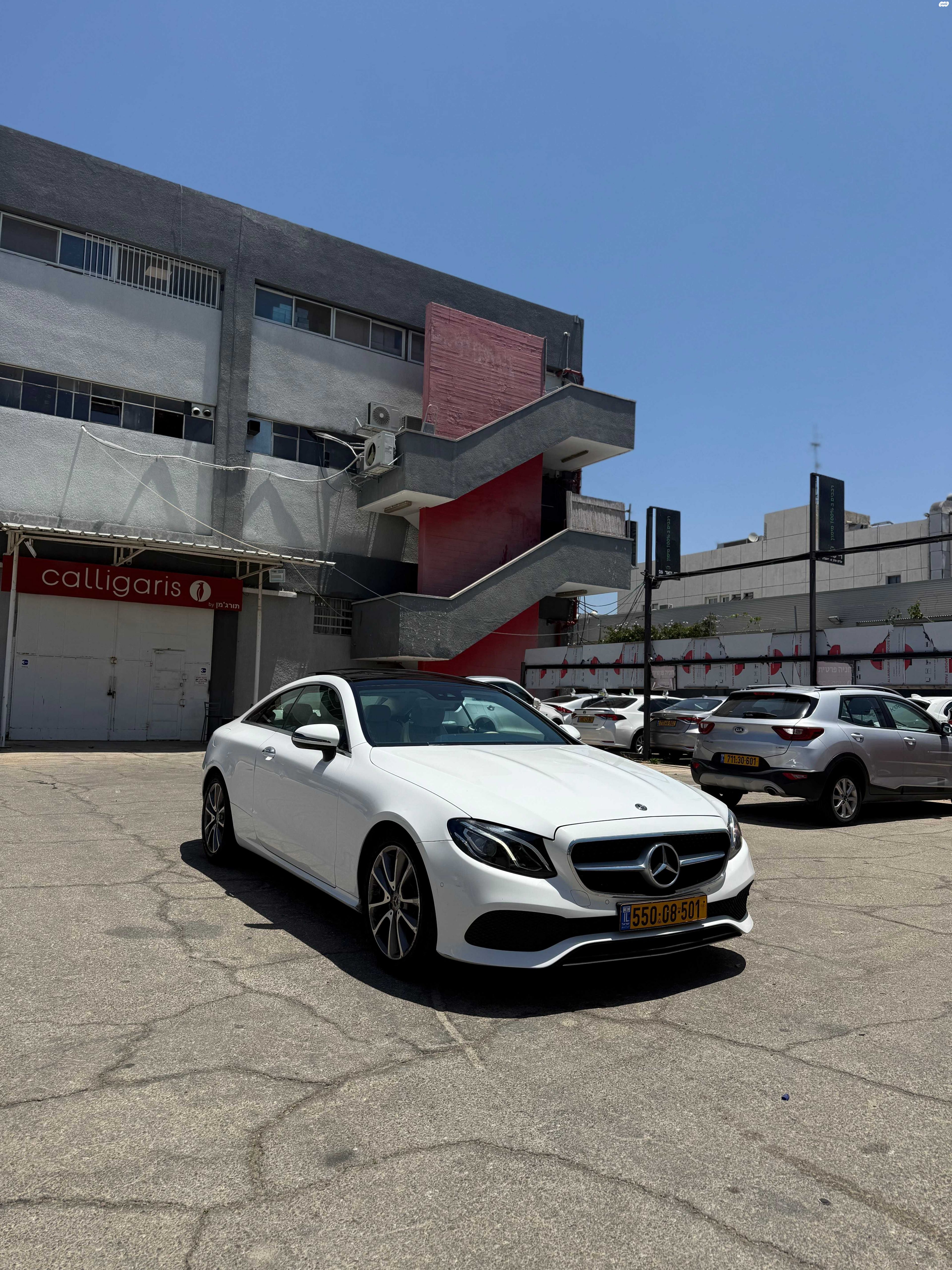 מודעת רכב מרצדס-בנץ E-class