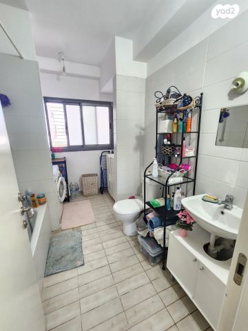 גג/ פנטהאוז, שוהם 40, אבני חן, חריש