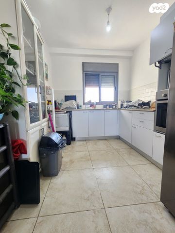 גג/ פנטהאוז, שוהם 40, אבני חן, חריש