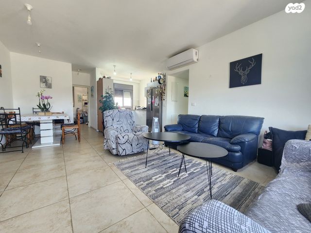 גג/ פנטהאוז, שוהם 40, אבני חן, חריש