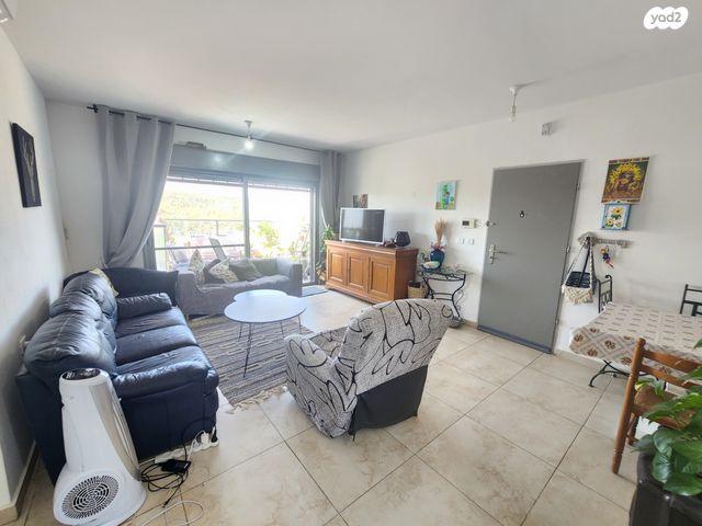 גג/ פנטהאוז, שוהם 40, אבני חן, חריש