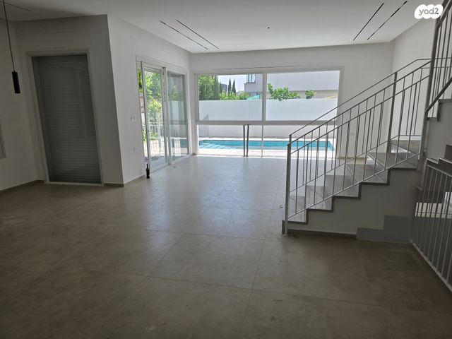 דו משפחתי, השמחה, שרונה, כפר יונה