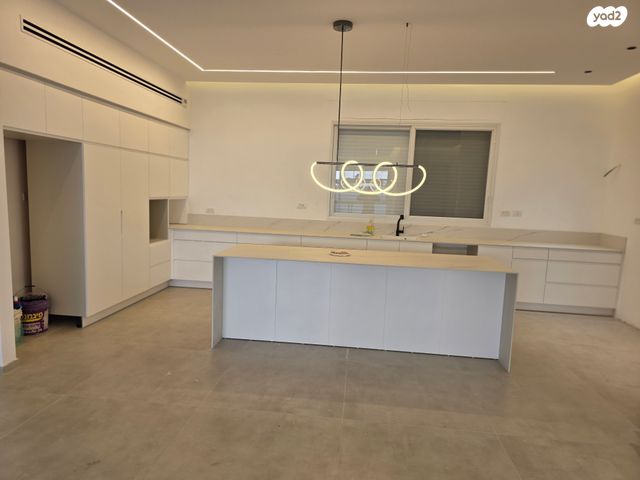 דו משפחתי, השמחה, שרונה, כפר יונה