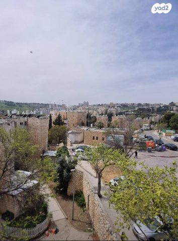 דירה, שלמה בן יוסף, ארמון הנציב, תלפיות מזרח, ירושלים