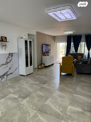 דירת גן, קאודרס, רמת שאול, חיפה