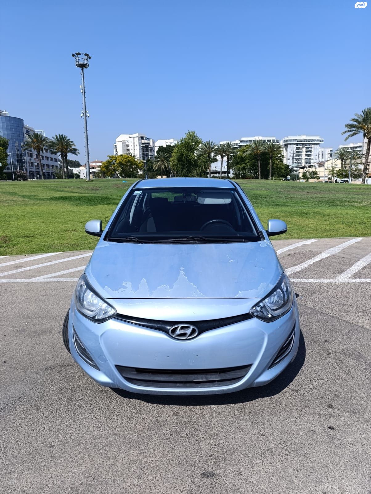 מודעת רכב יונדאי i20