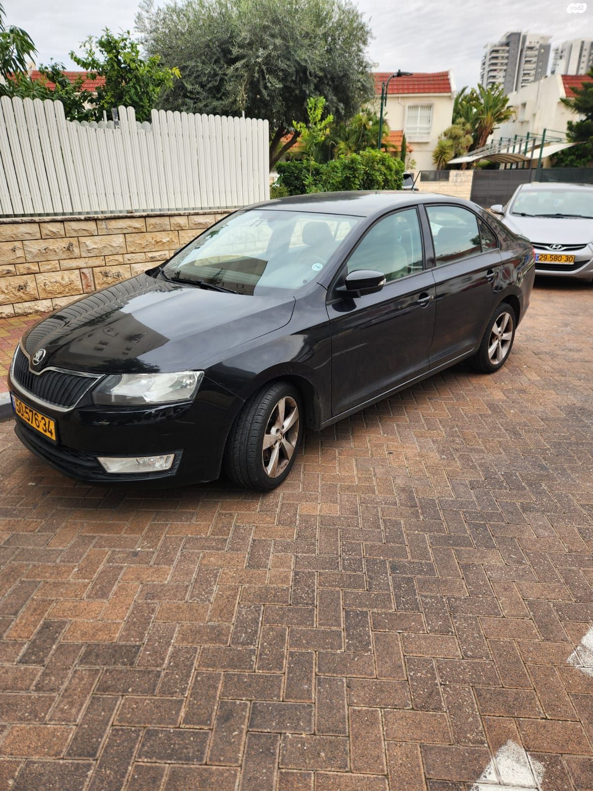 מודעת רכב סקודה ראפיד