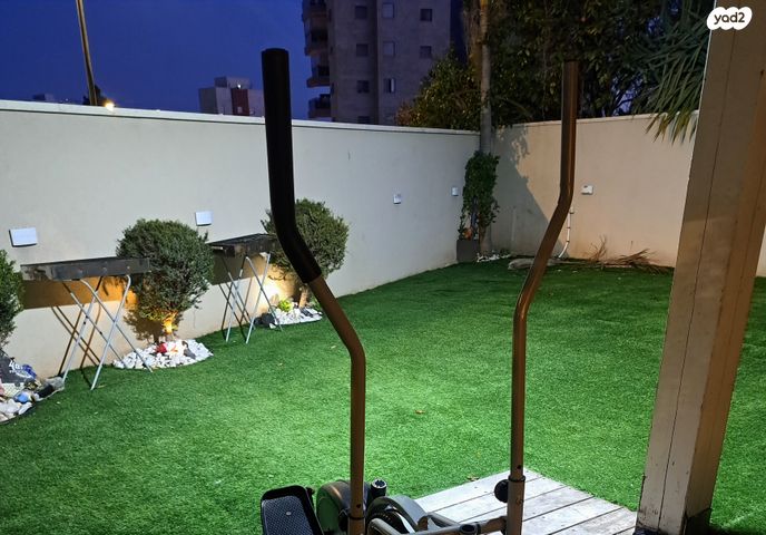 שאול טשרניחובסקי 81