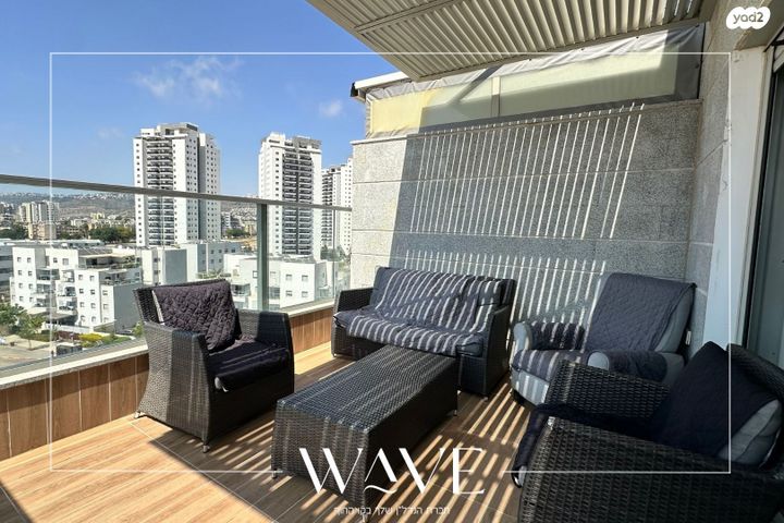 דירה, האגמית, החותרים, טירת כרמל