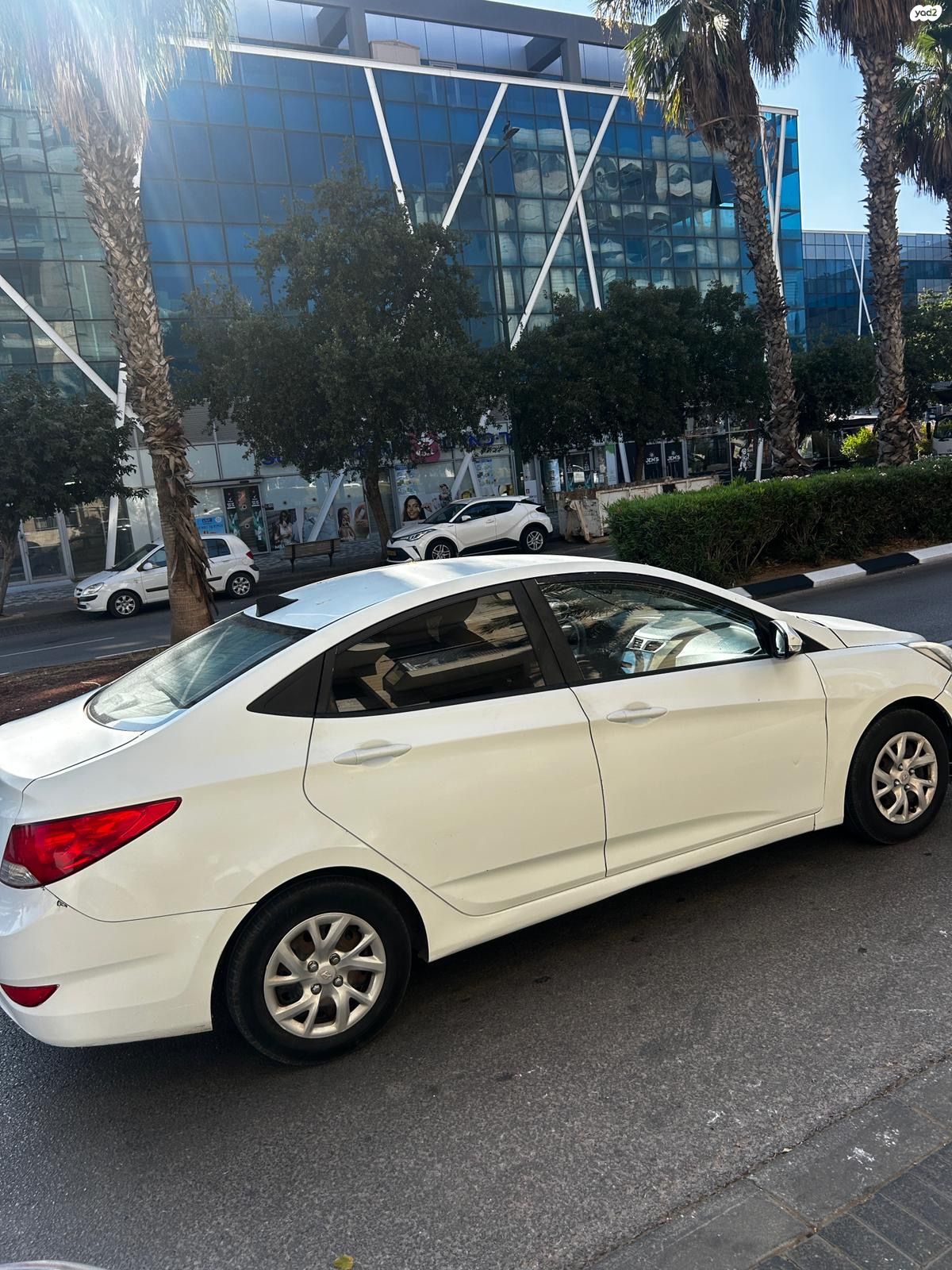 מודעת רכב יונדאי אקסנט i25