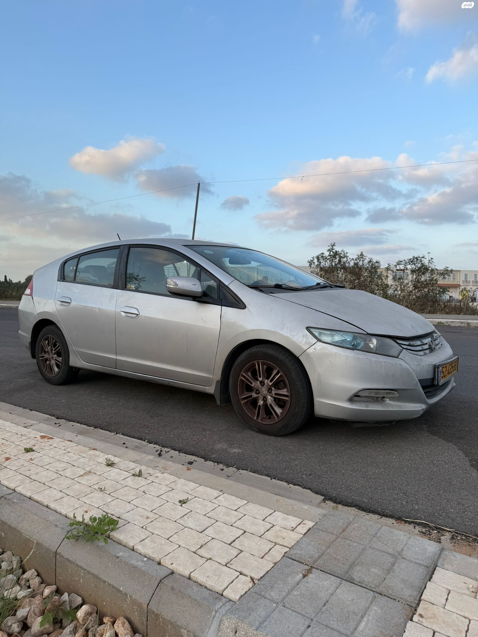 מודעת רכב הונדה אינסייט