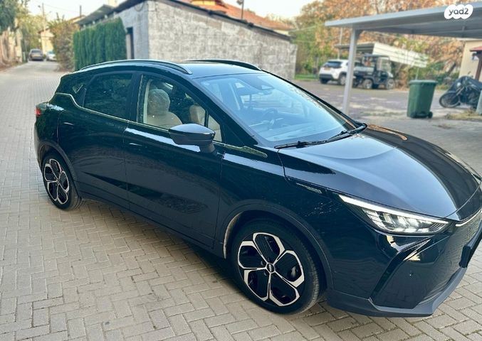 ג׳ילי Geometry C