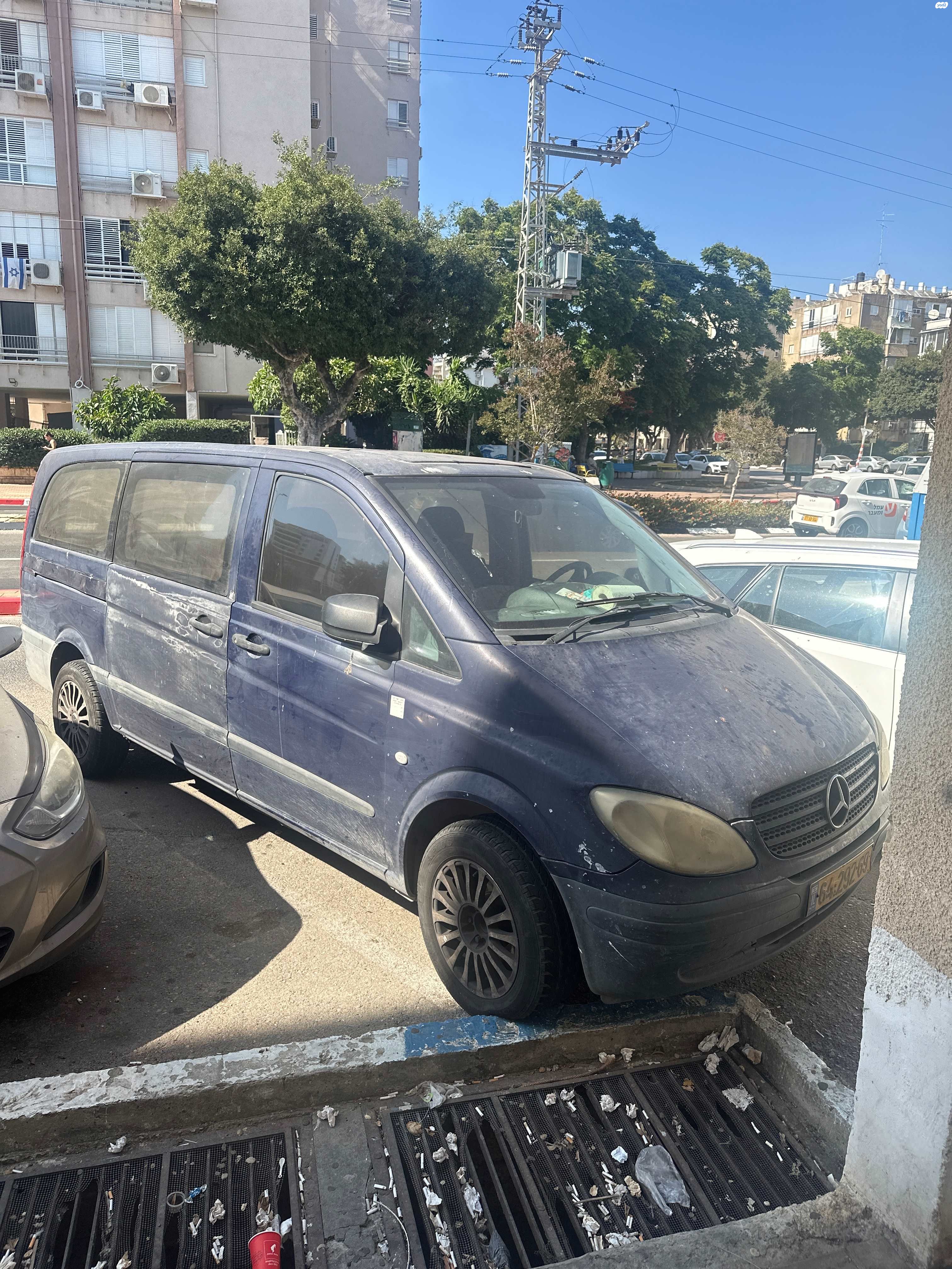 מודעת רכב מרצדס-בנץ ויטו