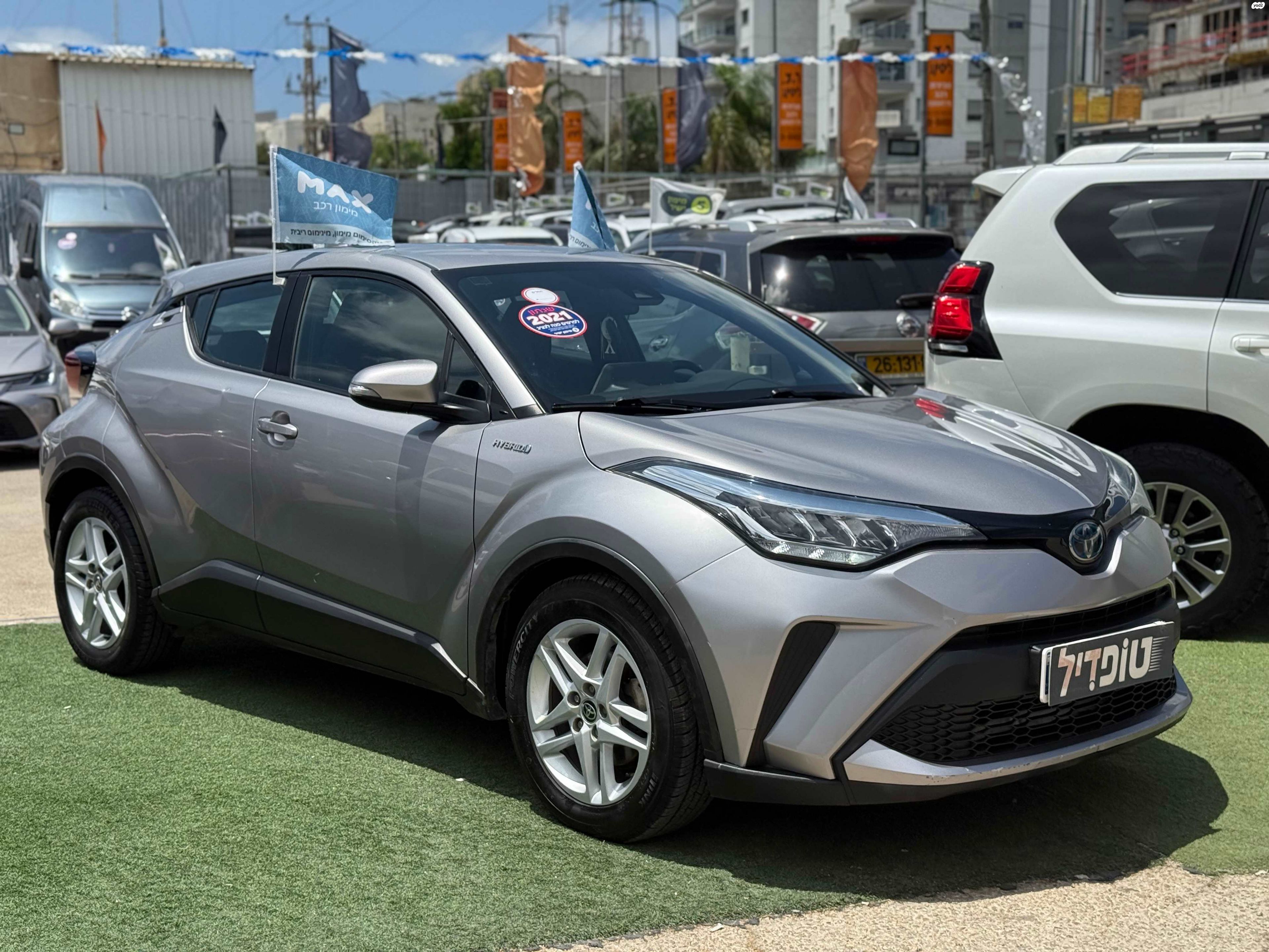 מודעת רכב טויוטה C-HR 2