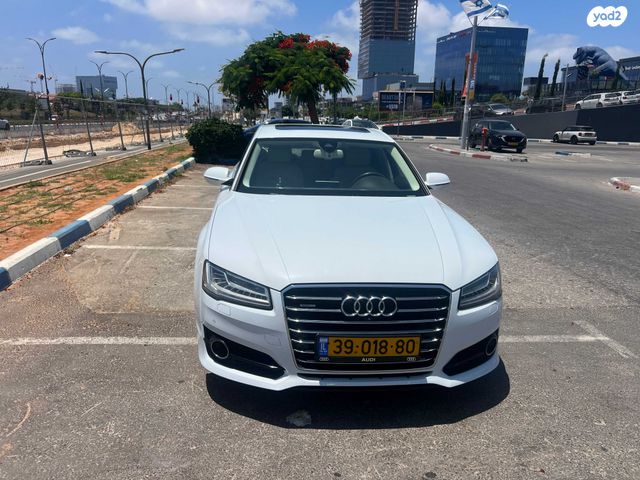 מודעת רכב אאודי A8