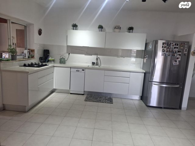 יוסף שפרינצק 35