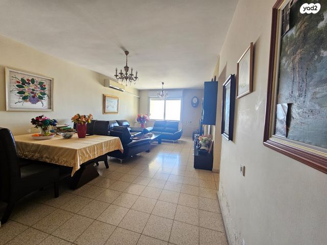 דירה, שבתאי הנגבי, גילה, ירושלים