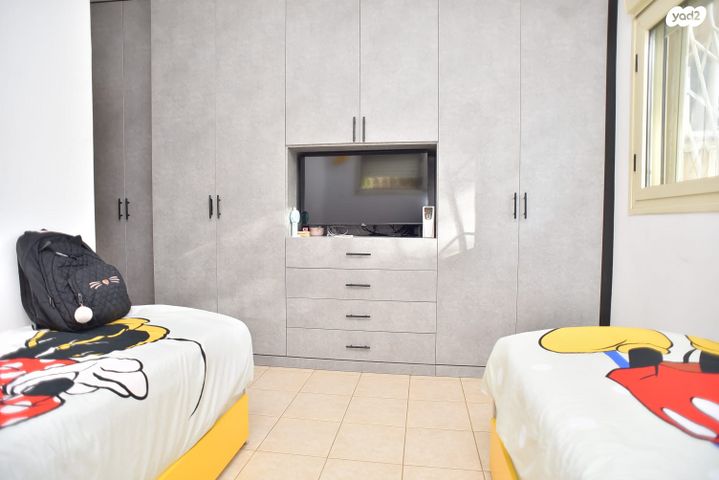 דירת גן, אזורי גדרה, גדרה