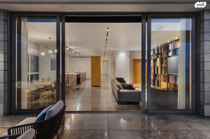 גג/ פנטהאוז, נתניה