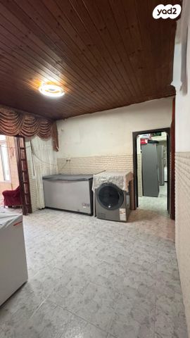 בית פרטי/ קוטג', משה הס, העיר העתיקה - מזרח, רמלה